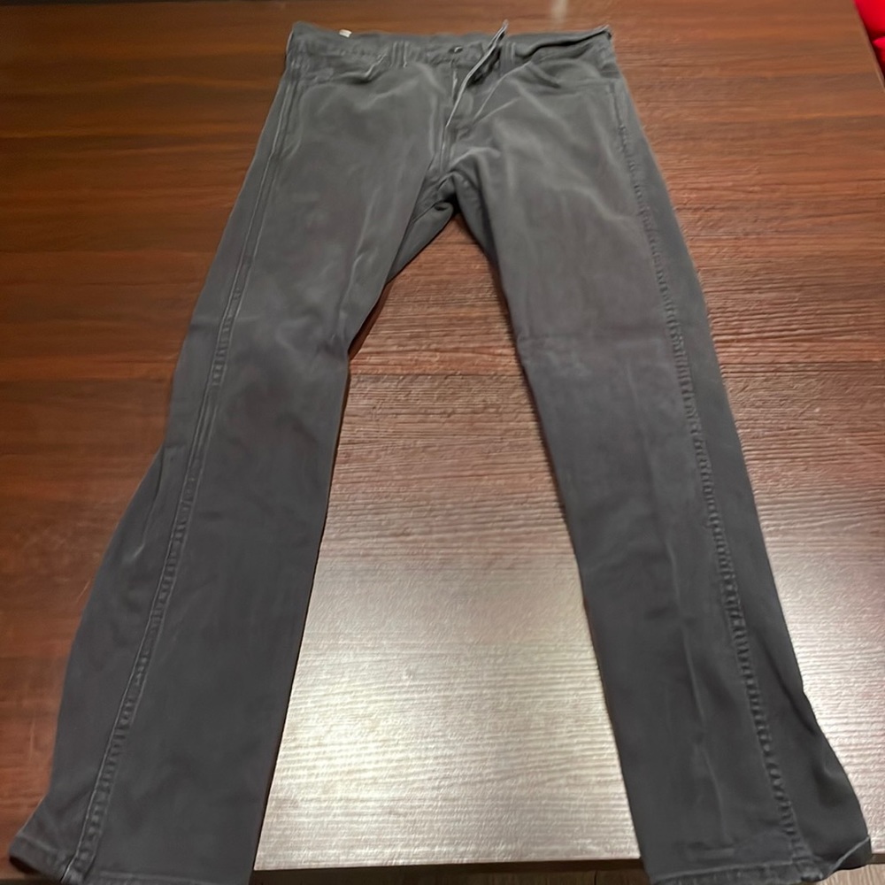 Levi Black 513s